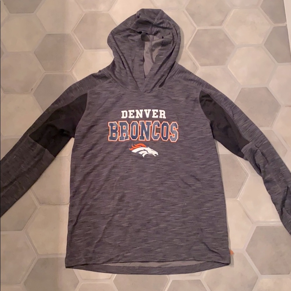 Denver Broncos Dri Fit sweatshirt